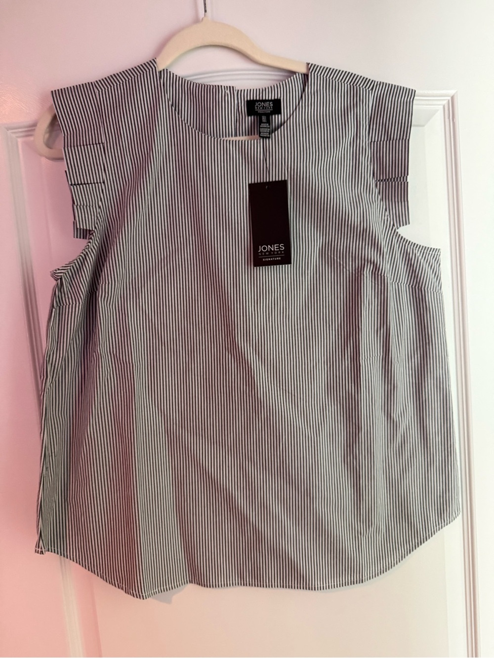 Jones New York Pinstripe Top Large NWT